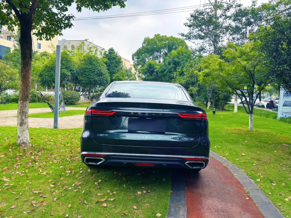 Geely Emgrand The 5th generation 1.5T DCT flagship model