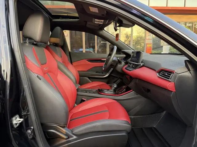 Dongfeng Fengshen Yi Hyun 230T Automatic Hunting Knight Edition