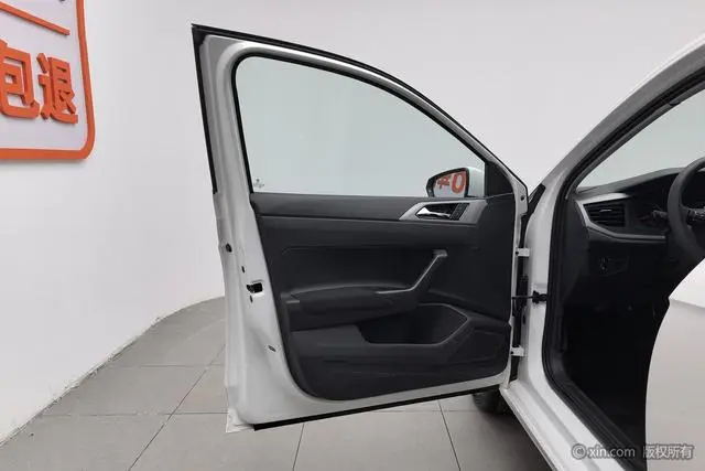 Volkswagen Polo Plus 1.5L Automatic Panoramic Enjoy Edition
