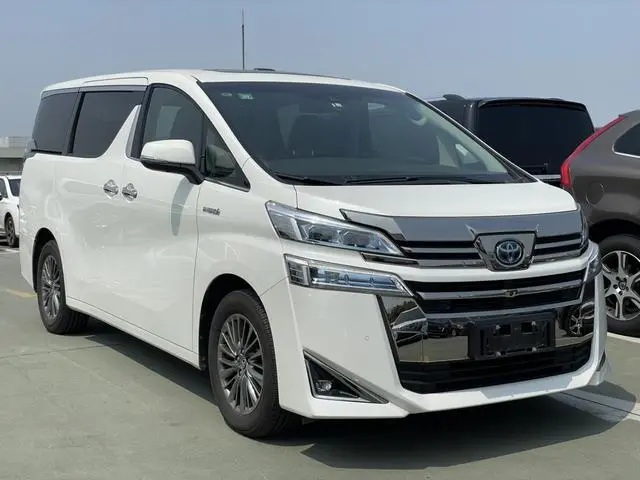 TOYOTA Wilfa Dual engine 2.5L HV Deluxe Edition