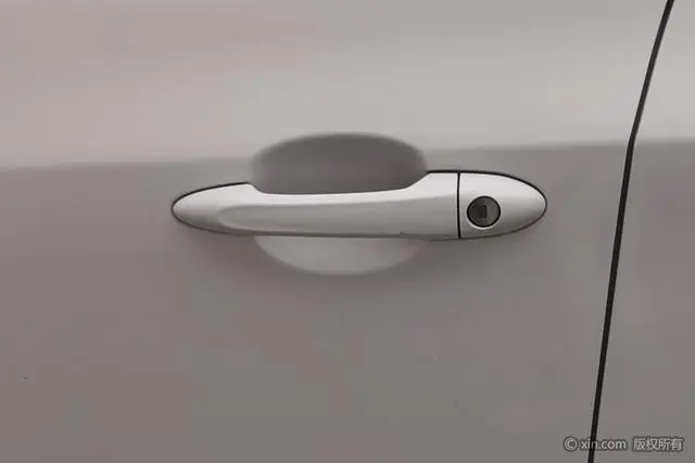 Chevrolet Cruze 320 automatic Enjoy Skylight version