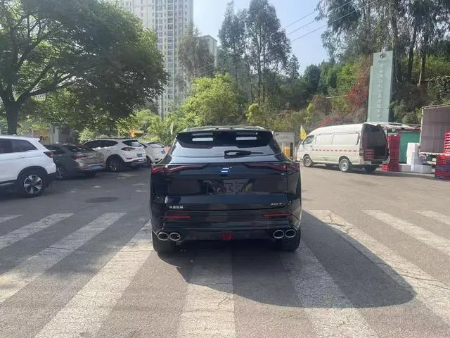 Changan Auchan Changan Auchan Z6 Blue Whale 1.5T DCT Smart Cool Type