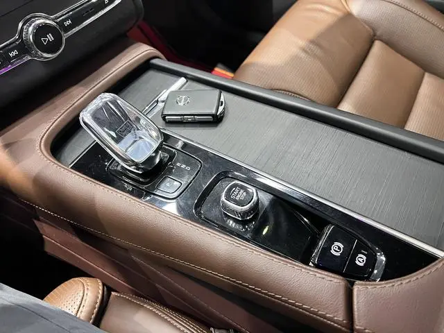 Volvo Volvo XC90 PHEV E-drive hybrid T8 Zhizun Deluxe Edition 7 Seats