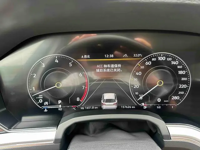 Volkswagen Touareg 3.0 TSI Sharp Front Version Country V