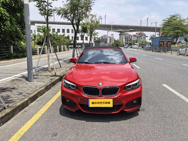 BMW BMW 2 Series (imported) 225i Convertible coupe M sports suit