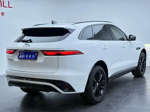 Jaguar Jaguar F-PACE P250 R-Dynamic BLACK
