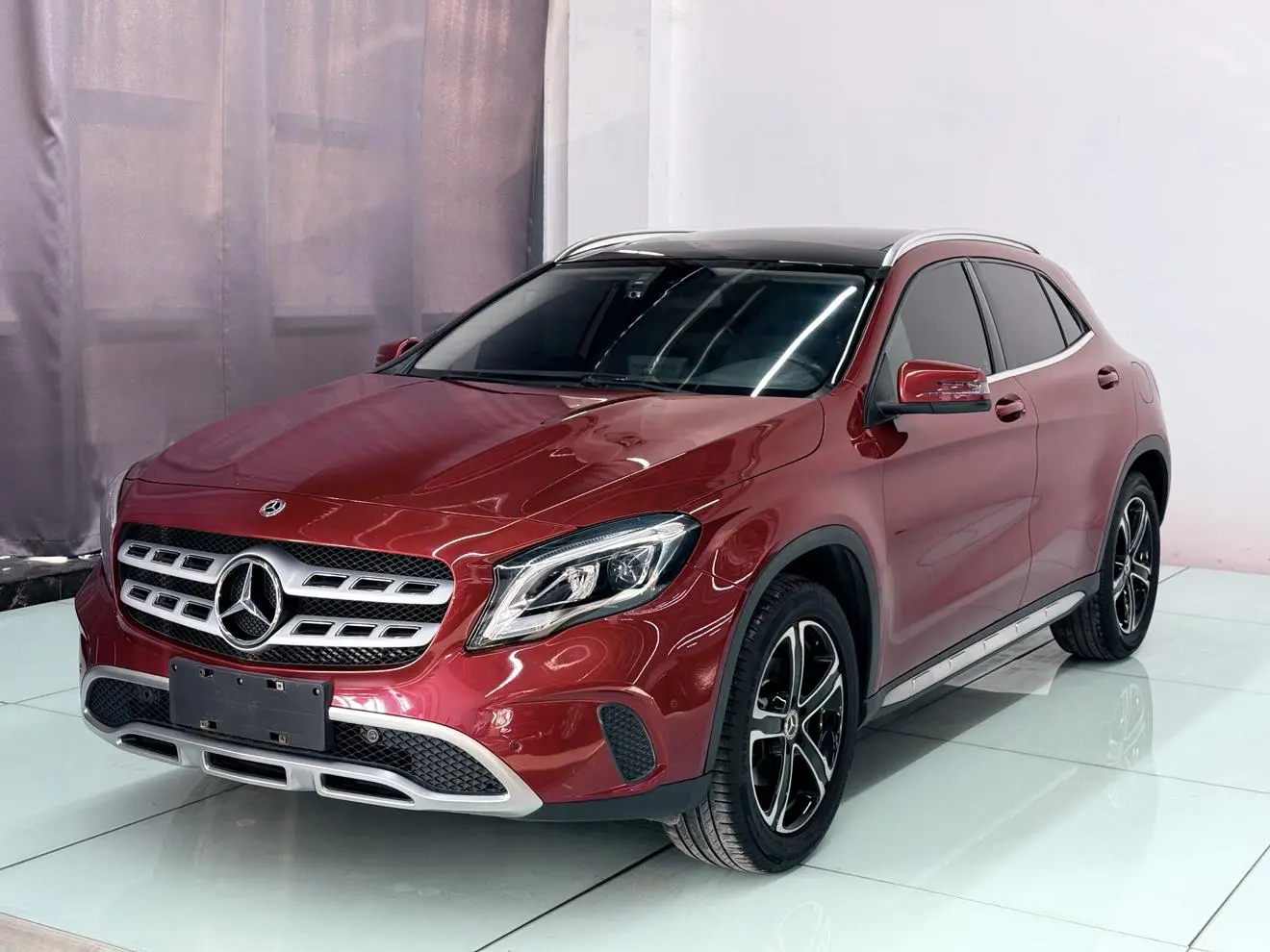 Mercedes-Benz Mercedes-Benz GLA GLA 200 fashion type