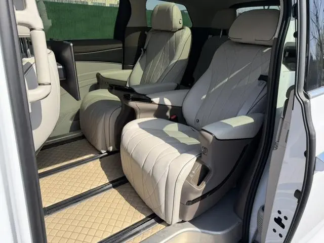 Denza Denza D9 DM 970 four-wheel drive flagship