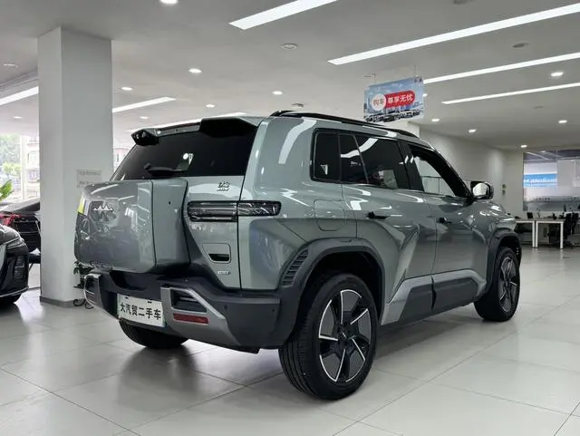 FANG CHENG BAO Titanium 3 501KM four-wheel drive Ultra version