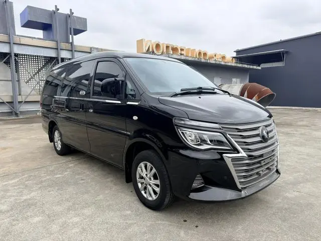 Dongfeng Fengxing Lingzhi M5L 1.6L luxury 7-seater
