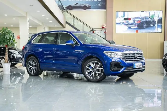 Volkswagen Touareg 3.0 TSI Ruixiang Edition Classic Sports Suit