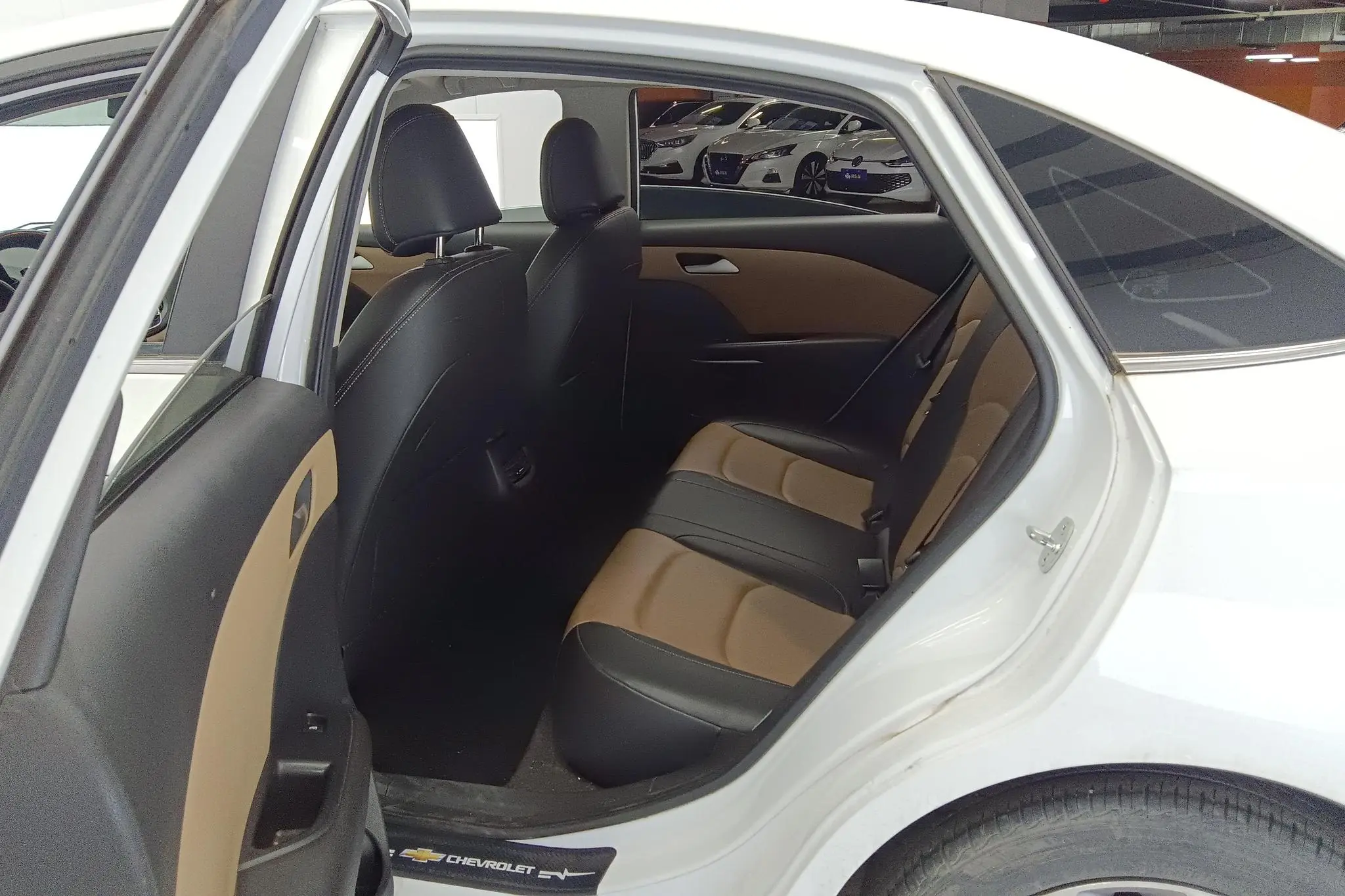Chevrolet Cruze 320 Automatic Enjoy Edition