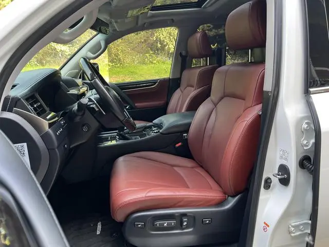 Lexus Lexus LX 570 Premium Deluxe Edition