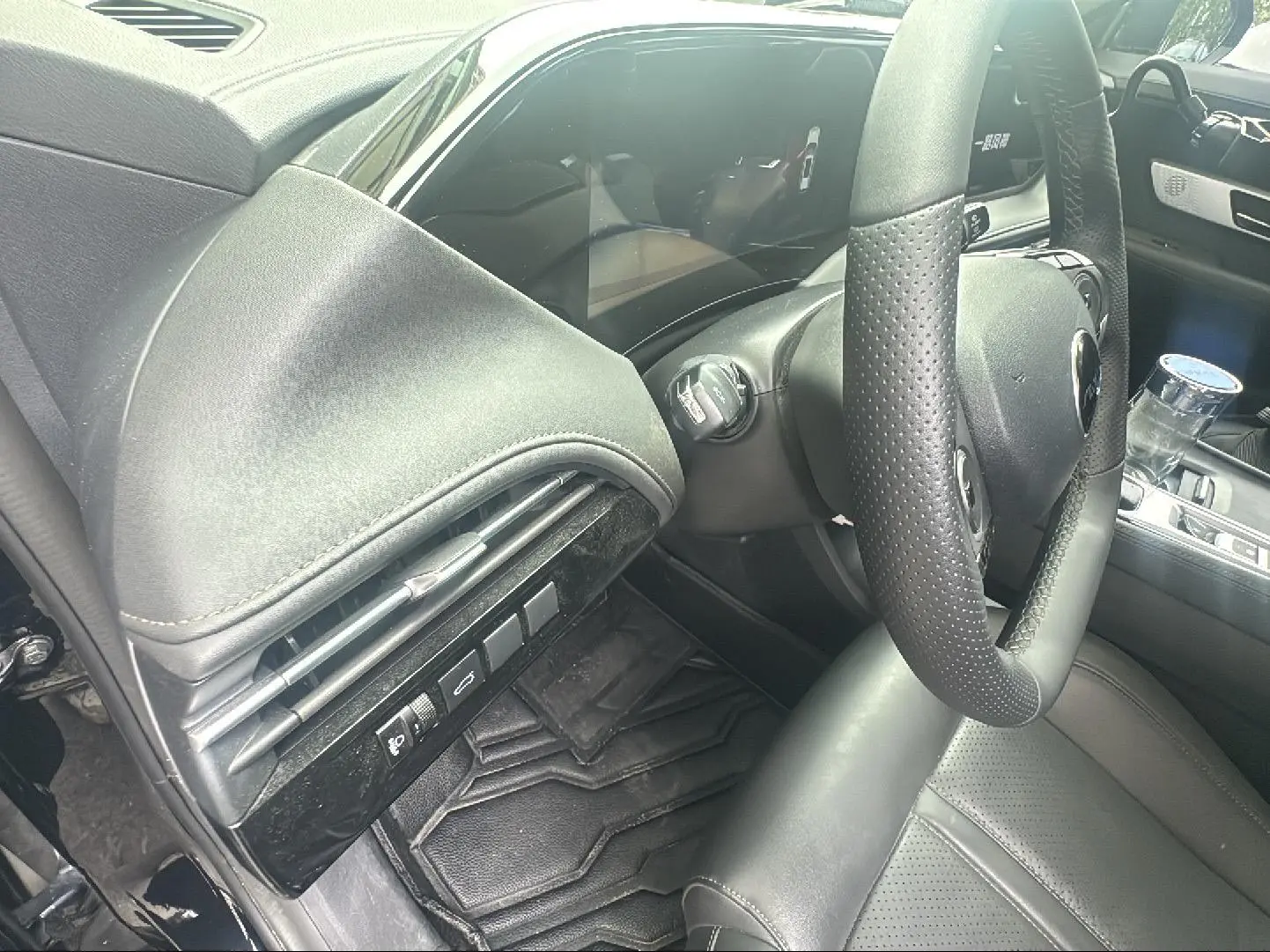 Dongfeng Fengshen Haoji Mach Power 1.5T Dare to Love Version