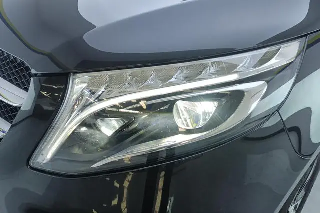 Mercedes-Benz Mercedes-Benz V-class V 260 Premium Edition