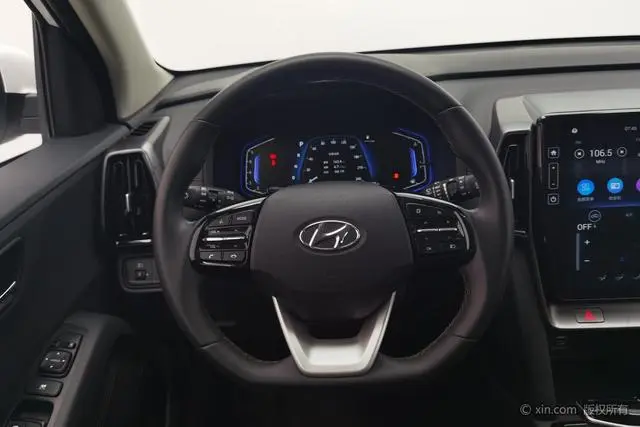 Hyundai Hyundai ix35 2.0L automatic two-wheel drive leading version GLS