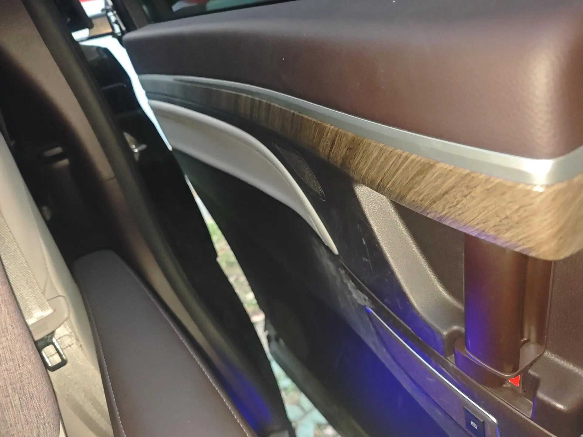 GAC Trumpchi M8 Lingxiu Series 390T Premium Edition