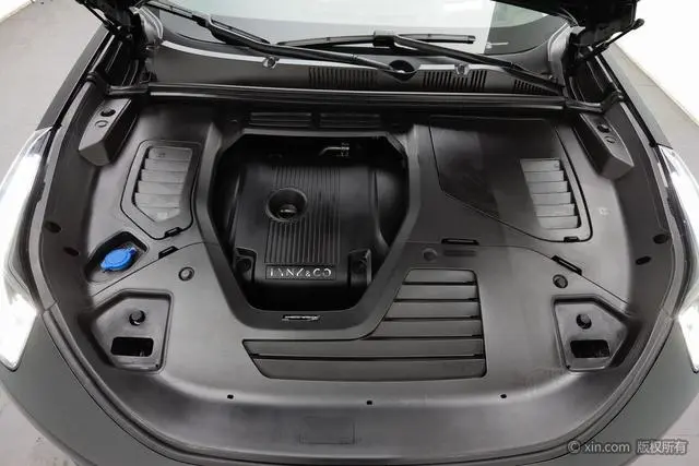 LYNK & CO Lynk 05 2.0TD two-wheel drive Halo