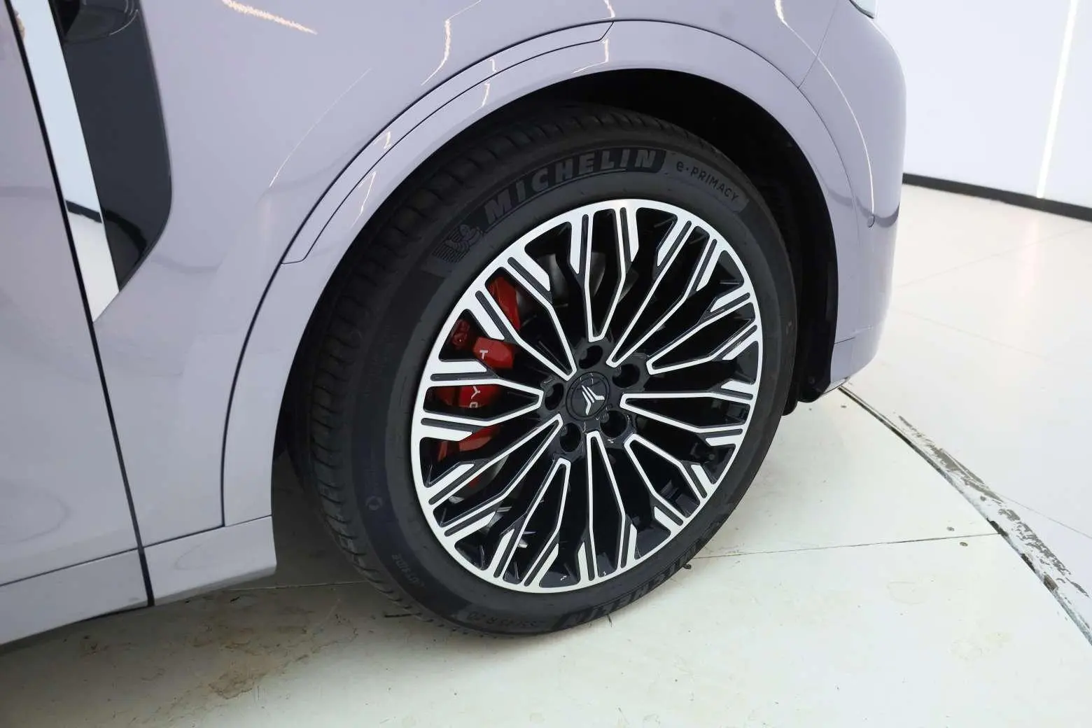 VOYAH Lan Tu FREE FREE+ four-wheel drive dry version