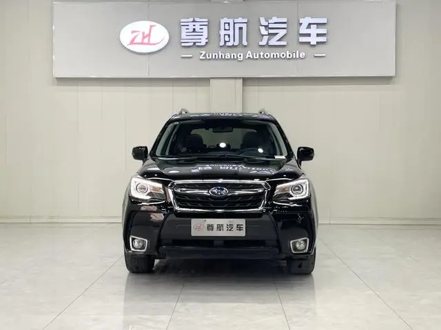 Subaru FORESTER Forester 2.5i Premium Navigation Version
