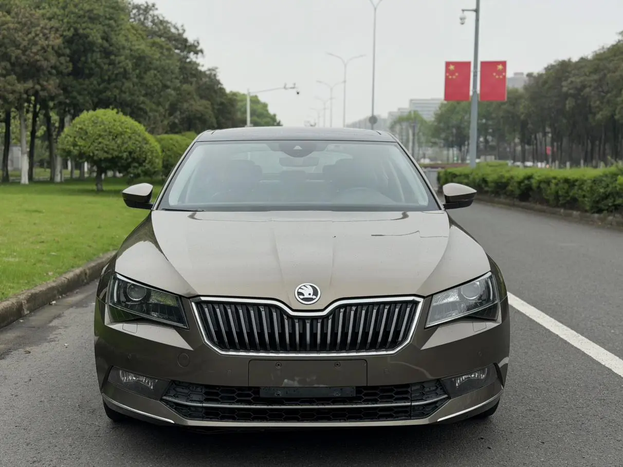 Skoda Speed pie ZI280 DSG Smart Edition