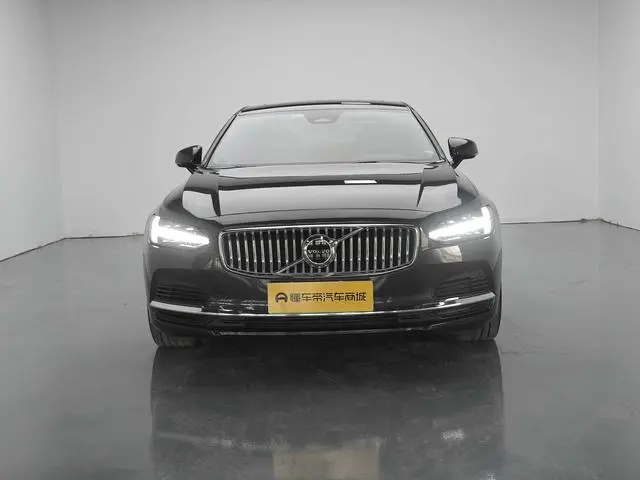 Volvo Volvo S90 PHEV Facelifted T8 E-drive hybrid Zhiyi Deluxe Edition