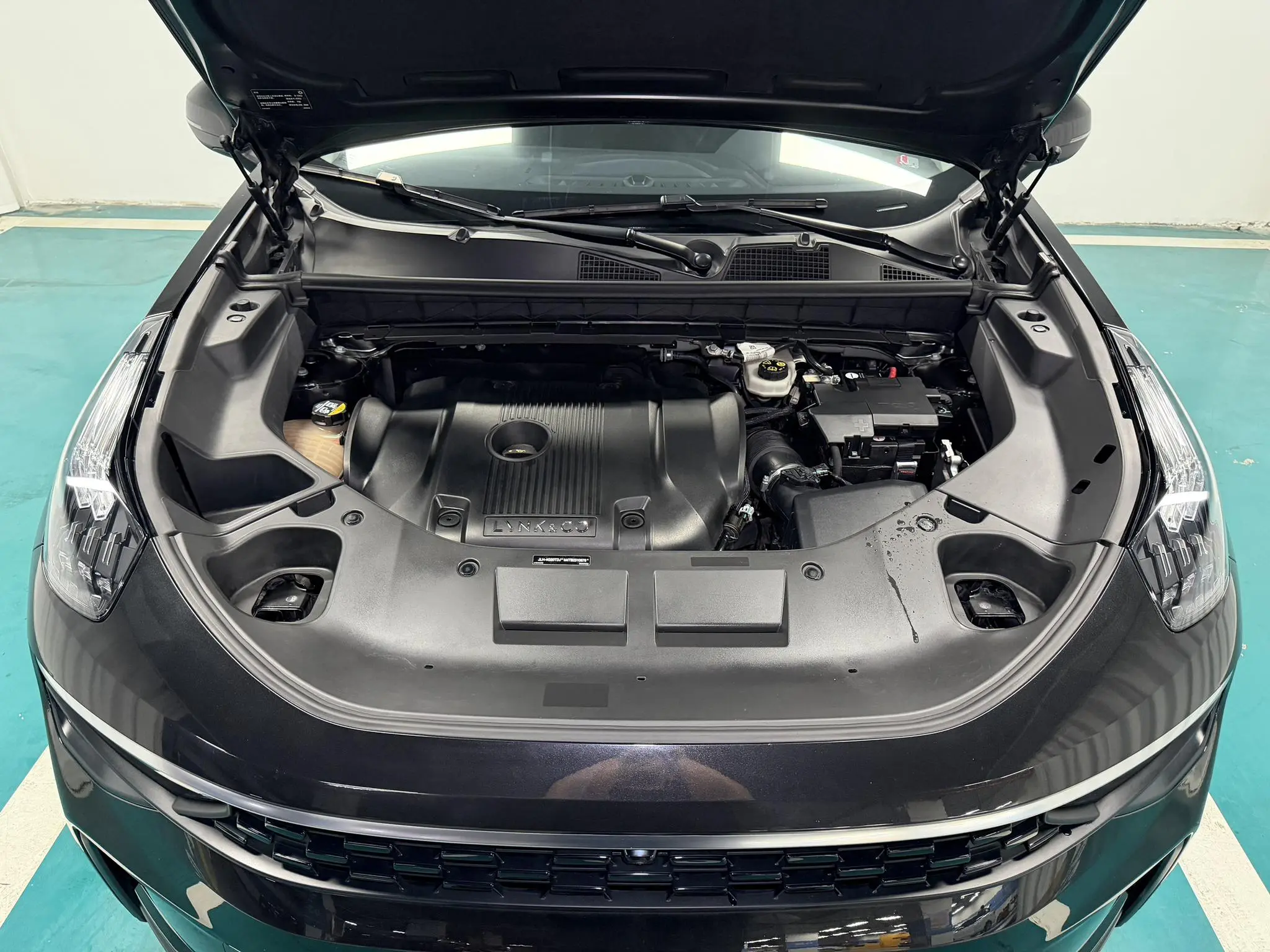 LYNK & CO Lynk 01 2.0TD two-wheel drive Pro