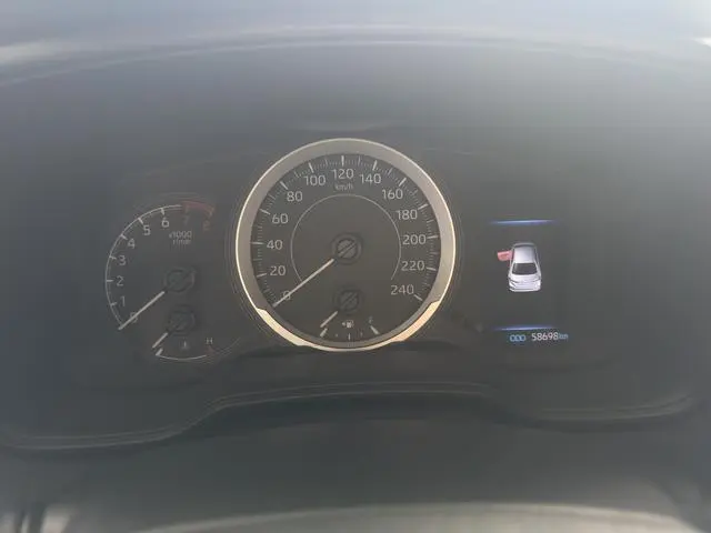 TOYOTA Asian lion 2.0L Deluxe Edition