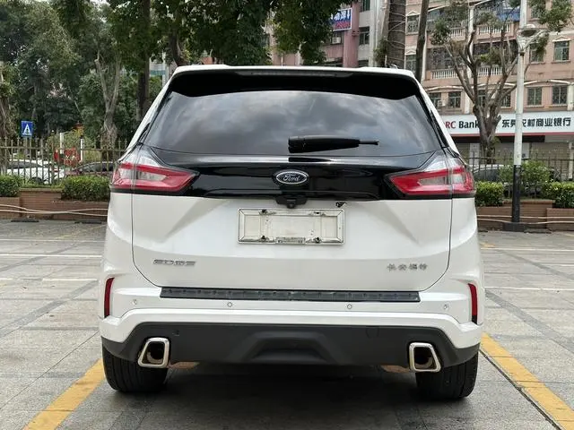 Ford Sharp World EcoBoost 245 four-wheel drive ST-Line 7-seater