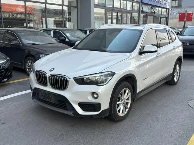 BMW BMW X1 sDrive18Li fashion type