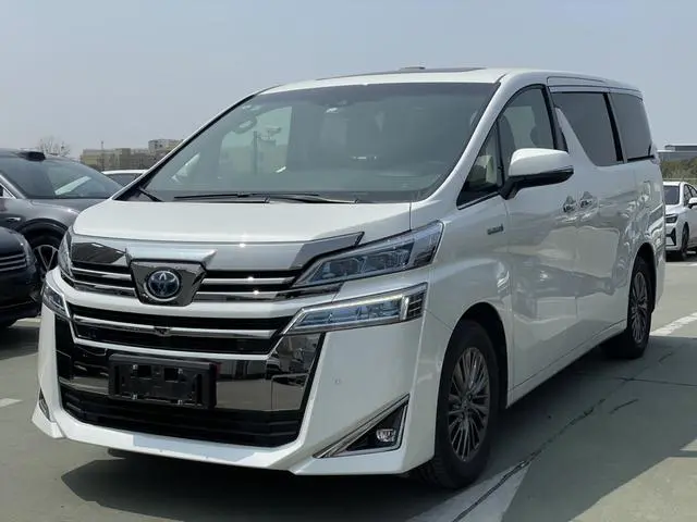 TOYOTA Wilfa Dual engine 2.5L HV Deluxe Edition