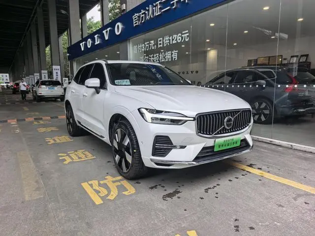 Volvo Volvo XC60 PHEV T8 four-wheel drive long battery life Zhiya Deluxe Edition