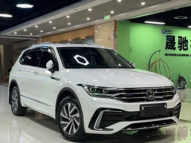Volkswagen Tiguan L PHEV 430PHEV plug-in hybrid Premium Edition