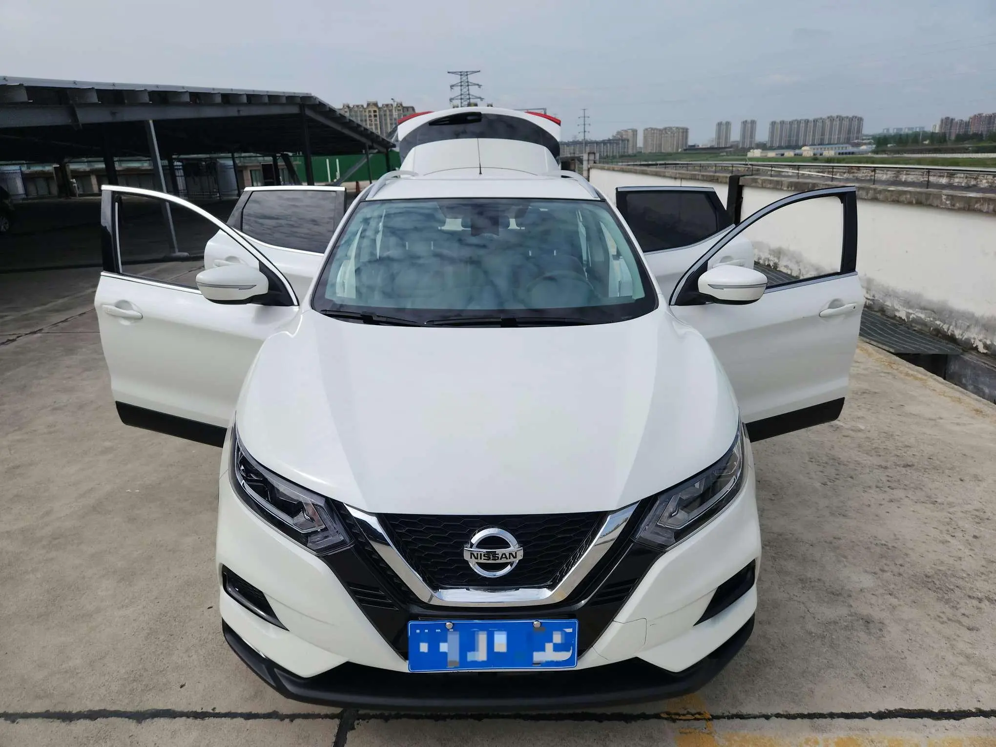 Nissan Qashqai 2.0 L XV Smart Edition