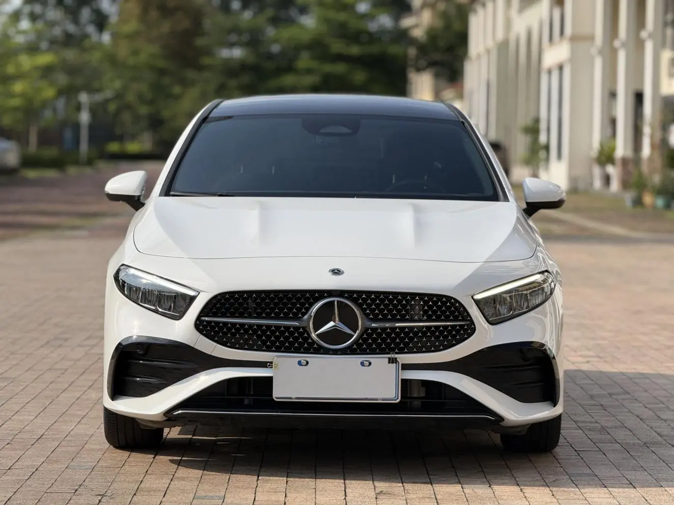 Mercedes-Benz Mercedes-Benz A-class Facelift A 200 L fashion version