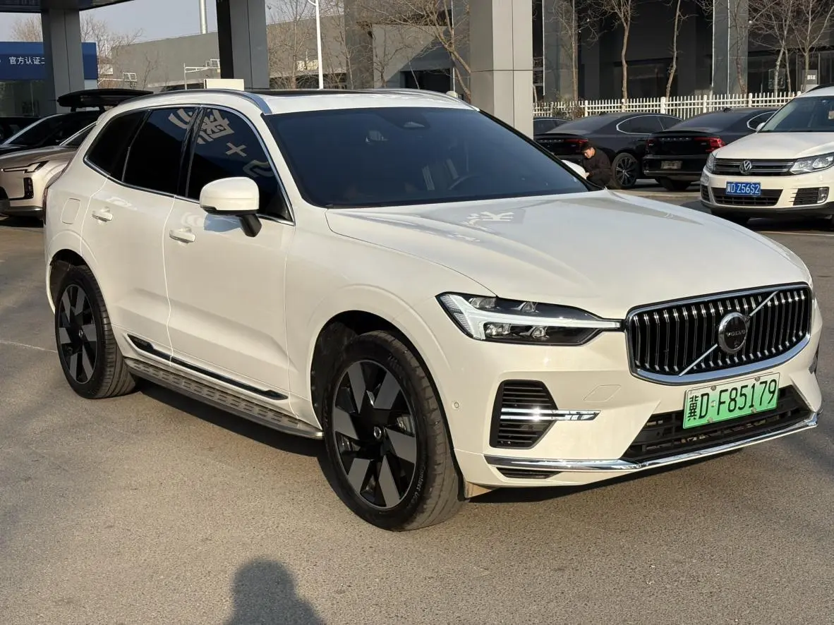Volvo Volvo XC60 PHEV T8 four-wheel drive long battery life Zhiyuan Deluxe Edition