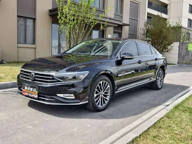 Volkswagen Magotan 380TSI DSG Luxury