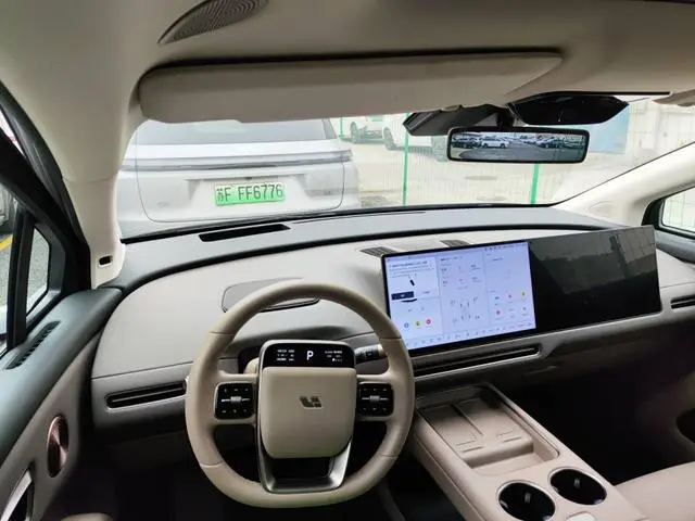 Li Auto Ideal i8 Standard edition