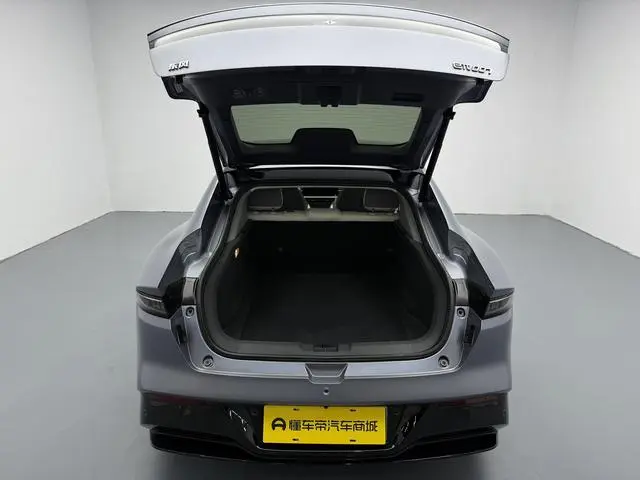 Dongfeng eπ eπ007 Pure electric 540 four-wheel drive Max version