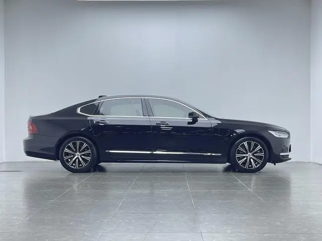 Volvo Volvo S90 PHEV T8 E-drive Hybrid Zhiyi Deluxe Edition