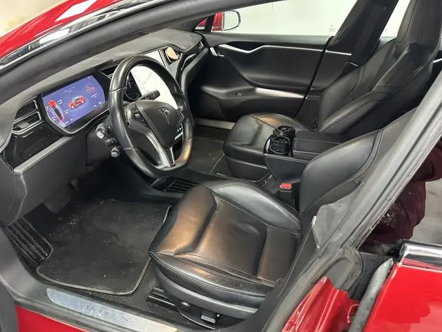 Tesla Model S 70D