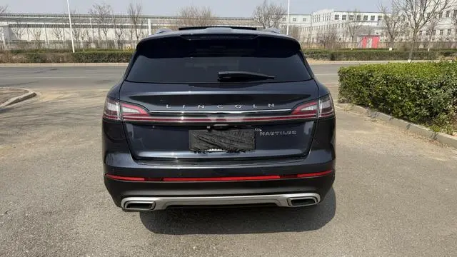 Lincoln Navigator 2.0T four-wheel drive Zunya Edition