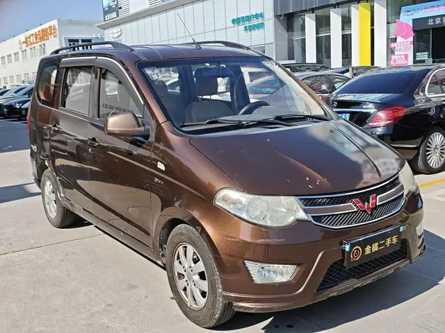 Wuling Wuling Hongguang 1.5LS comfort type