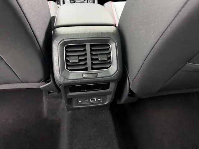 Volkswagen Tiguan L 330TSI automatic two-wheel drive R-Line Ultimate edition