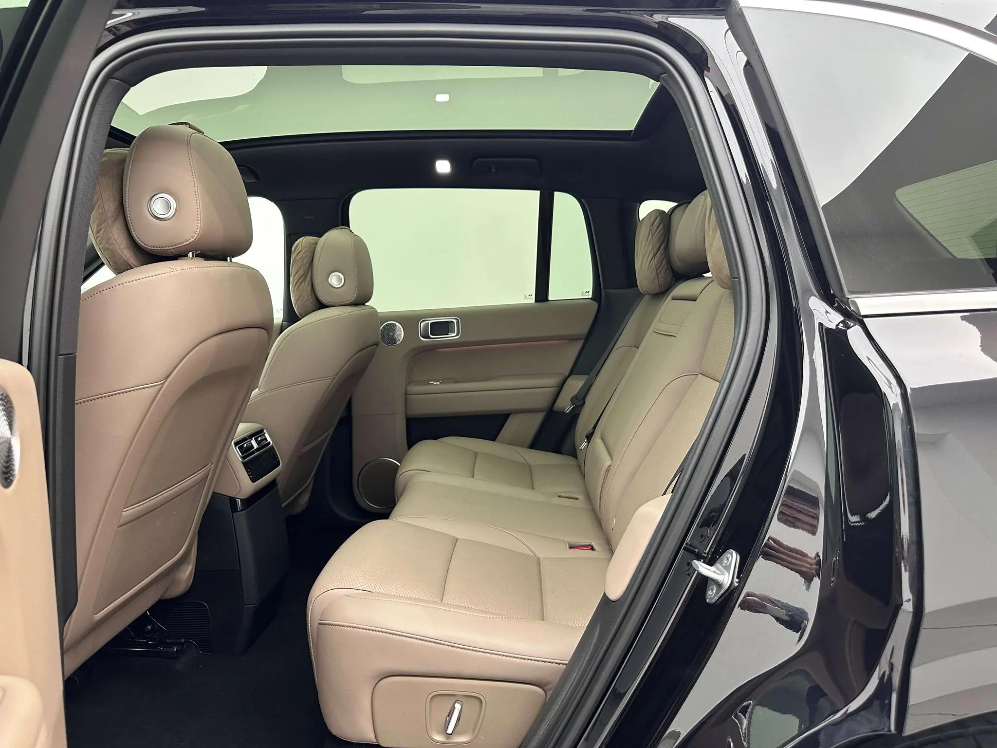 Li Auto Ideal L6 Max Smart new version