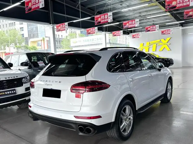 Porsche Cayenne Cayenne Platinum Edition 3.0T