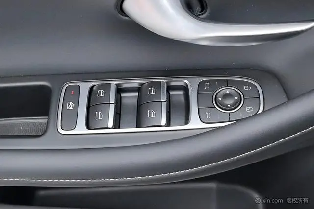 Chery Fengyun Fengyun A8 127 Riding the Wind Version