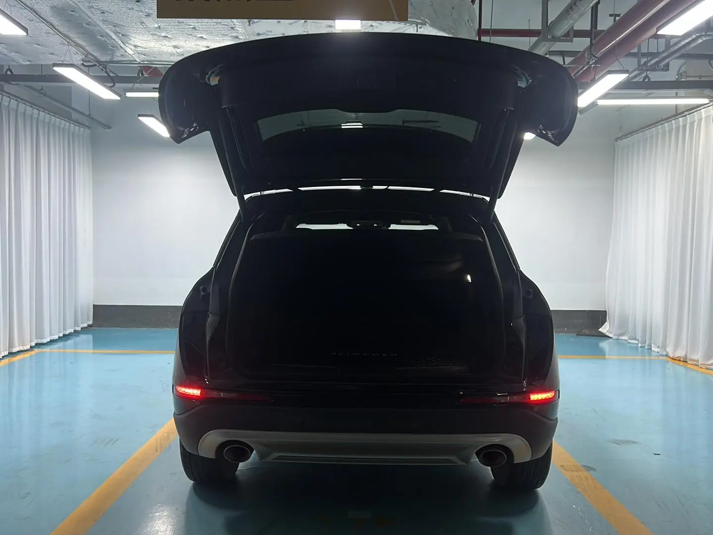 Lincoln Adventurer 2.0T four-wheel drive Zunya Edition