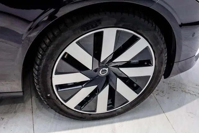 Volvo Volvo S90 PHEV T8 four-wheel drive long battery life Zhiya Deluxe Edition