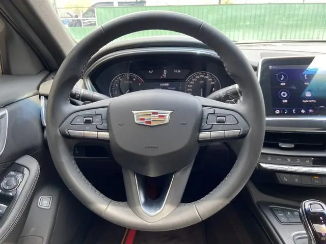 Cadillac Cadillac CT5 28T Luxury Standard Edition